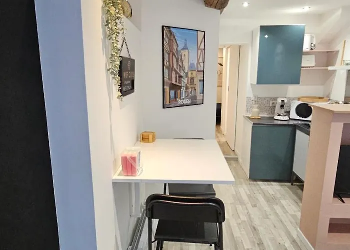 Апартаменты L'armand *